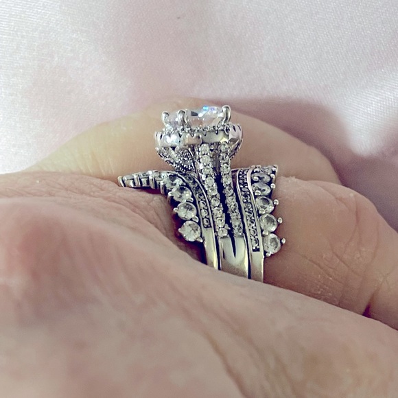 Sterling Silver Engagement & Wedding Rings in heavy sterling! Gorgeous on hand! - Picture 2 of 11